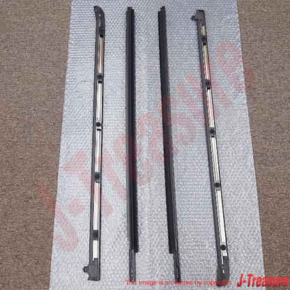 TOYOTA LAND CRUISER PRADO GRJ125 Genuine F/Door & Quarter Belt Moulding RH & LH