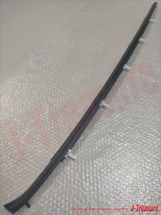 MAZDA RX-7 RX7 FD3S Genuine Front Door Belt Line Molding Right FD01-50-640E OEM