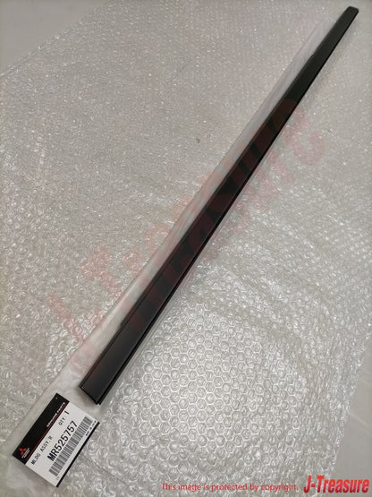 MITSUBISHI LANCER Evolution 7/8/9 Genuine Rear Door Molding RH & LH Set OEM