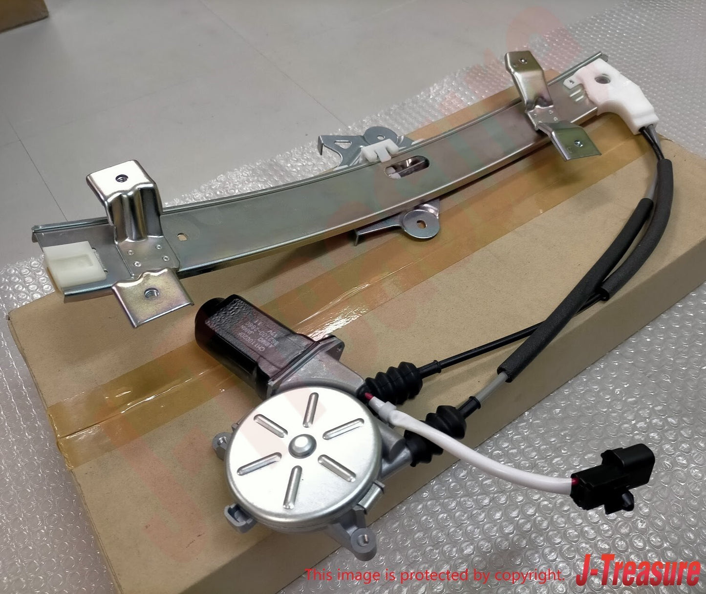 MITSUBISHI 3000GT Z1#A 96-99 Genuine Front Door Window Regulator LH MR280053 OEM