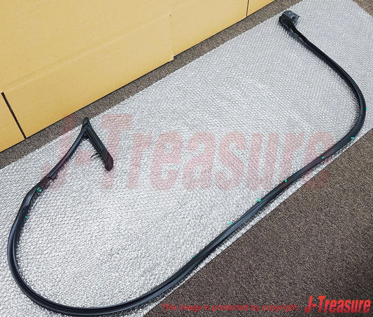 NISSAN SKYLINE GT-R BNR32 89-94 Genuine Front Door Weather Strip LH OEM RHD