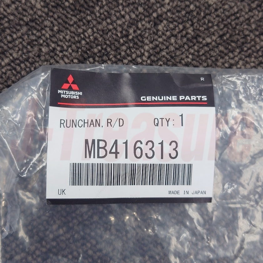 MITSUBISHI DELICA P0#W P15W P2#W Genuine Rear Door Window Glass Runchannel LH