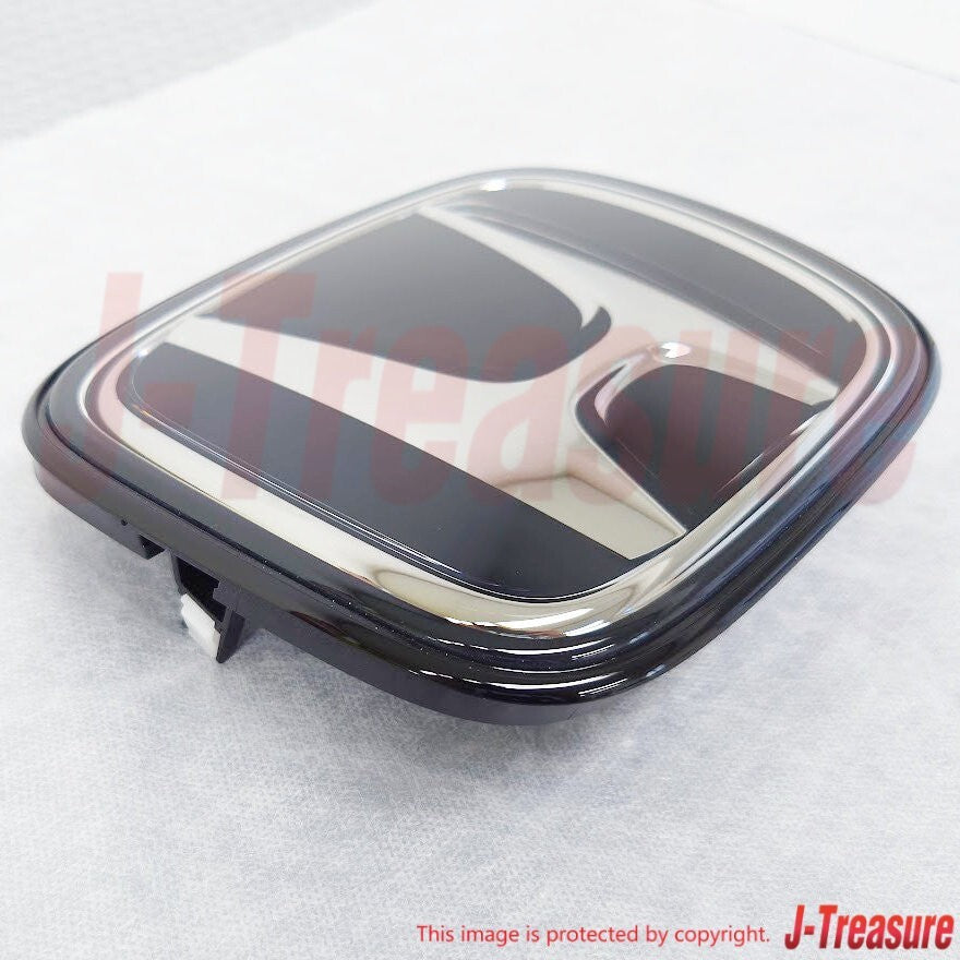 HONDA ODYSSEY 2021-2024 Genuine Front Radar Grille Emblem 71125-THR-A61 OEM