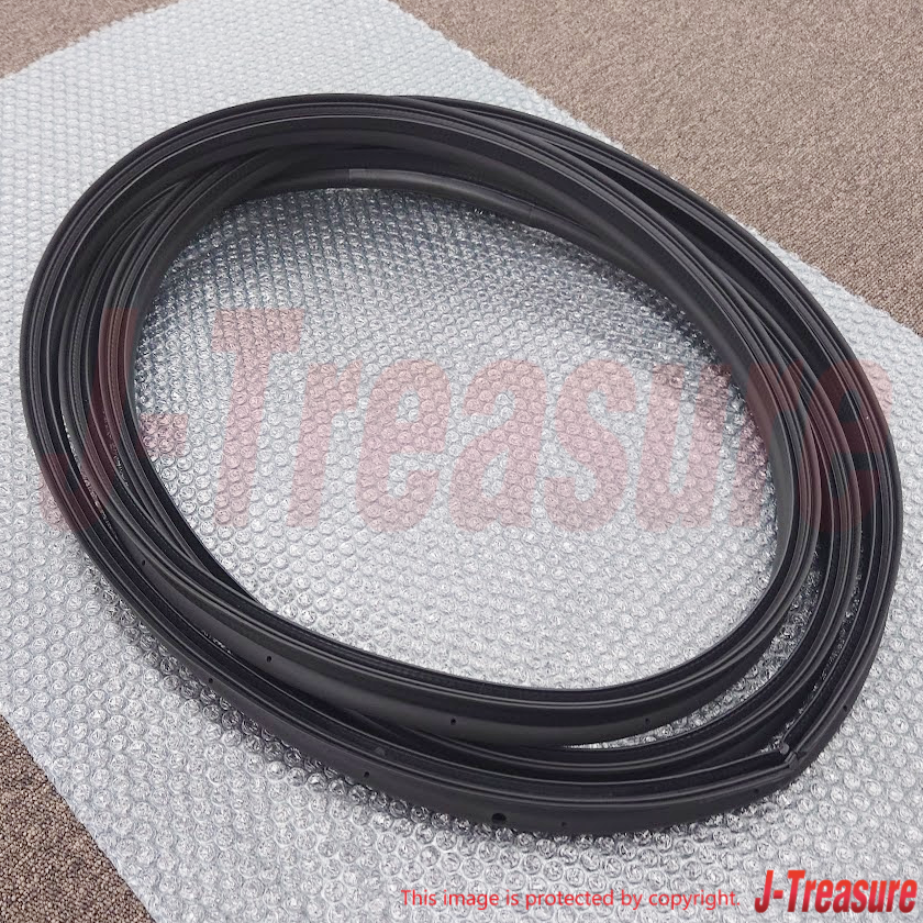 TOYOTA LAND CRUISER FZJ80 Genuine Back Door Weatherstrip 67881-60021 OEM