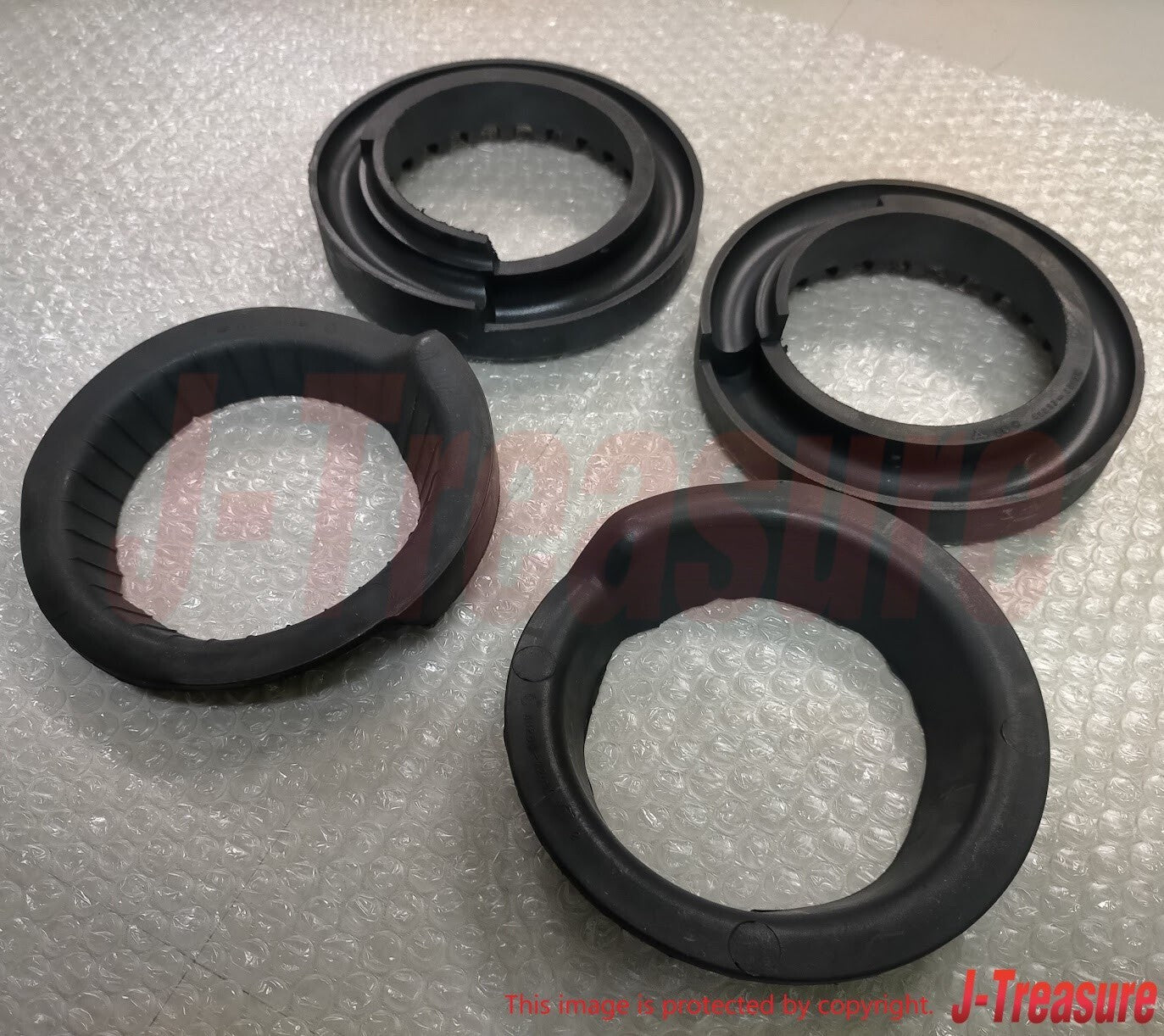 TOYOTA Genuine Rear Coil Spring Insulator Upper & Lower Right & Left Set OEM