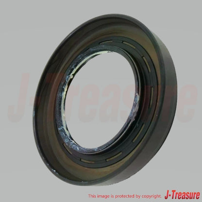TOYOTA HIGHLANDER GSU40 09-13 Genuine Front Drive Shaft Oil Seal LH 90311-50063
