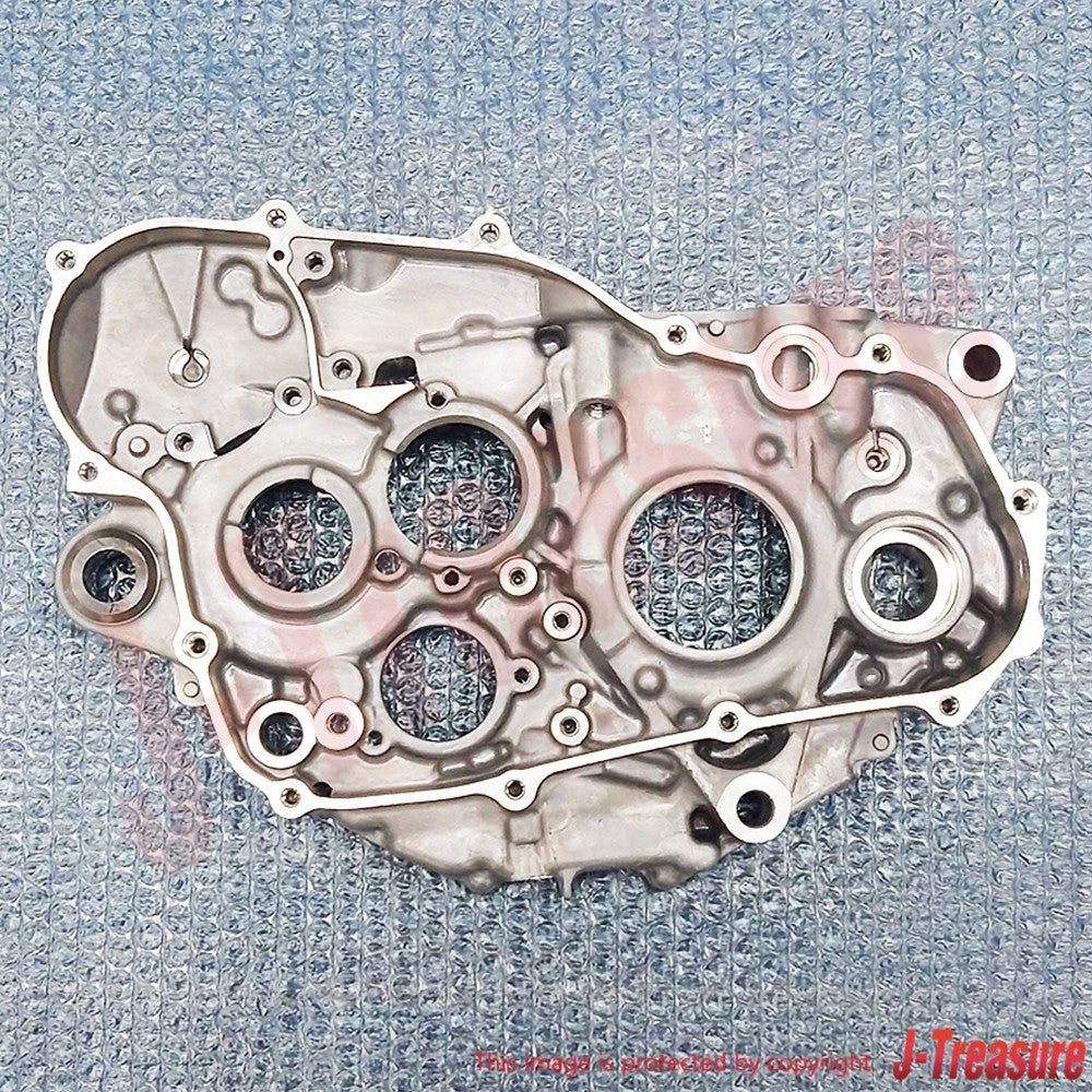 HONDA CRF250R 2014-2017 Genuine Crankcase Right 11100-KRN-A80 OEM