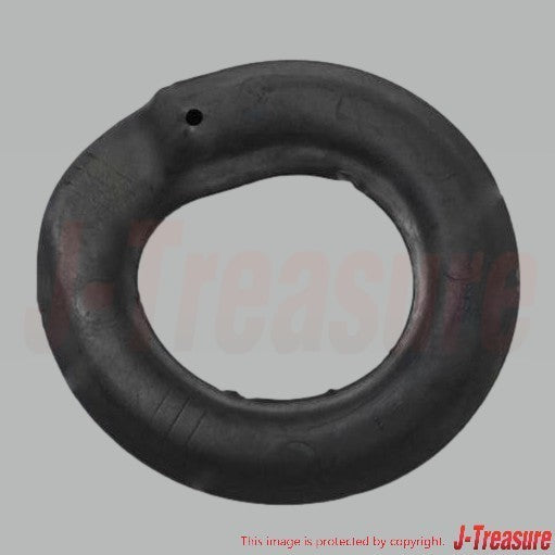 TOYOTA LAND CRUISER KZJ7# 1995 Genuine Rear Coil Spring Insulator Lower OEM