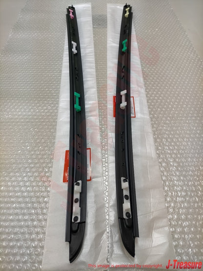 HONDA CIVIC FERIO 4D 01-05 Genuine Front Windshield Side Garnish RH & LH Set OEM
