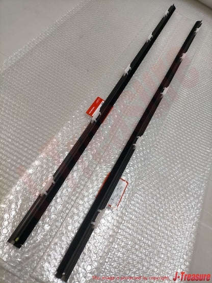 HONDA CIVIC TYPE-R EP3 2002-2005 Genuine Door Molding Assy Right & Left Set OEM