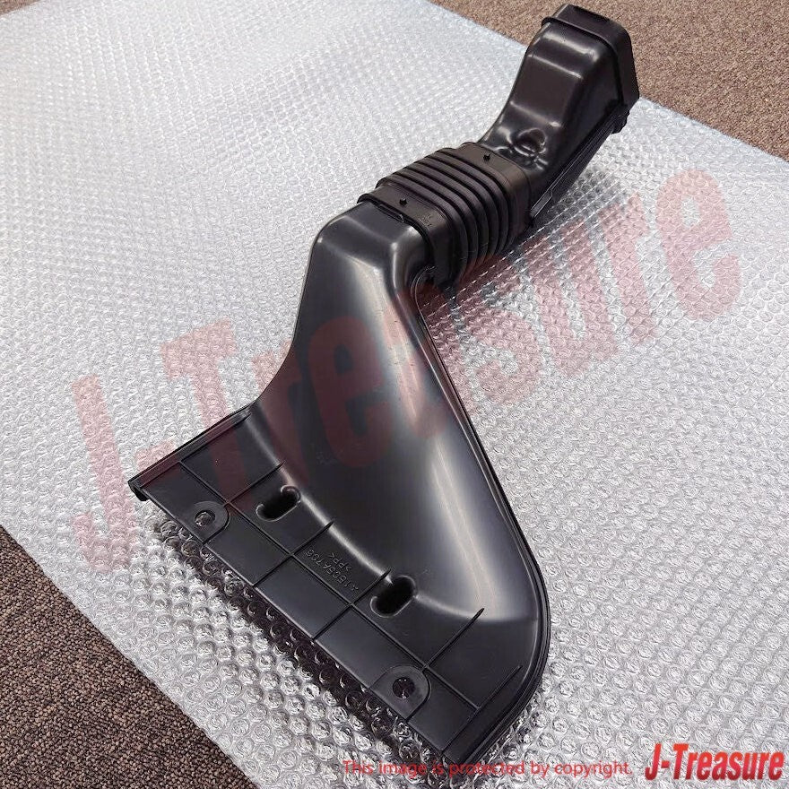 MITSUBISHI OUTLANDER GF8W 14-15 Genuine Air Cleaner Intake Duct 1505A706 OEM
