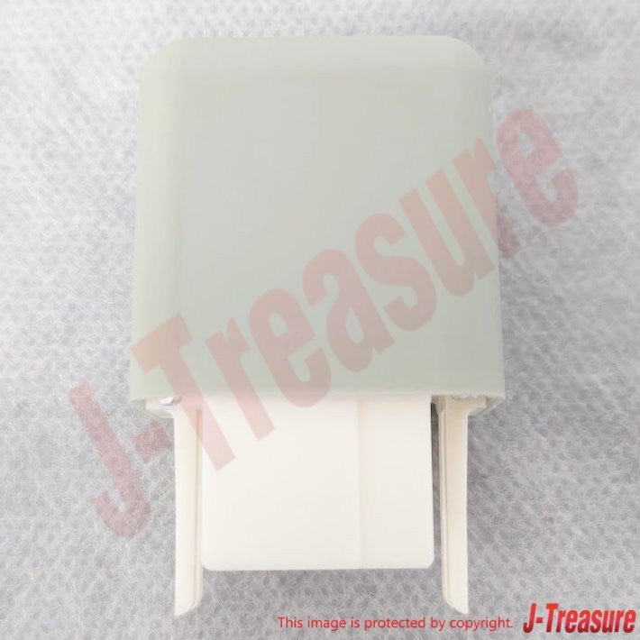 TOYOTA HILUX KDN150 KDN170 KZN190 Genuine Glow Plug Relay Assy 28610-54360 OEM