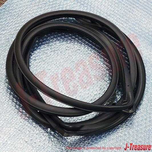TOYOTA LAND CRUISER UZJ100 '98-02 Genuine Rear Door Weatherstrip LH 67872-60070