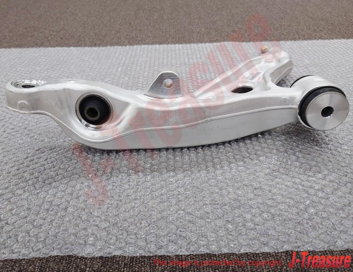 LEXUS GS350 RWD '13-20 GRL10 Genuine Fr/Suspension Lower Arm RH 48620-30320 OEM