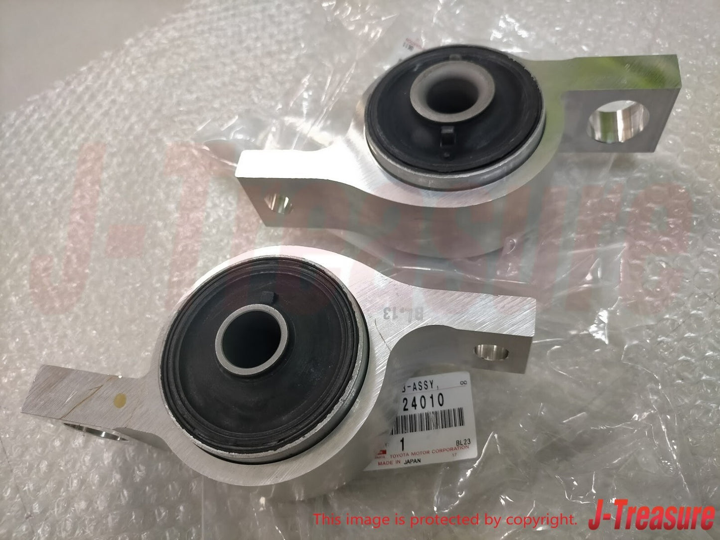 TOYOTA LEXUS GS F 16-20 RC F 15-21 Genuine Lower Control Arm Bushing RH & LH OEM