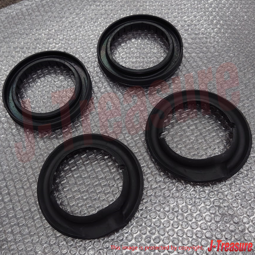 TOYOTA LEVIN TRUENO AE86 Genuine Rear Spring Insulator Upper & Lower Set OEM