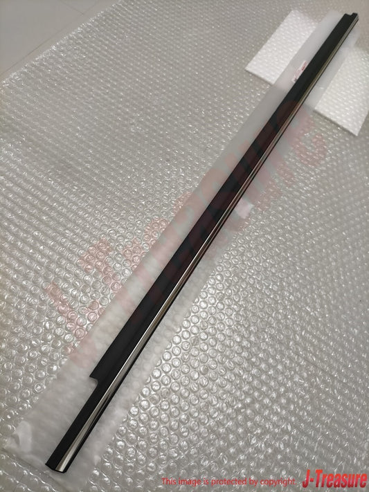 TOYOTA CAMRY MCV20 1997-2001 Genuine Front Door Belt Moulding RH 75710-33040 OEM