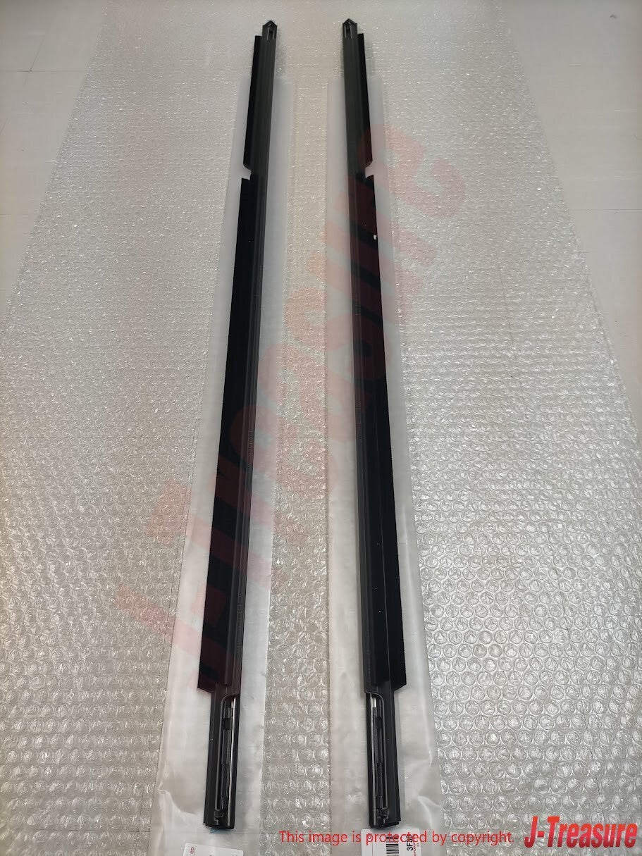 LEXUS RX330 RX350 RX400h Genuine Rear Door Belt Moulding RH & LH Set OEM