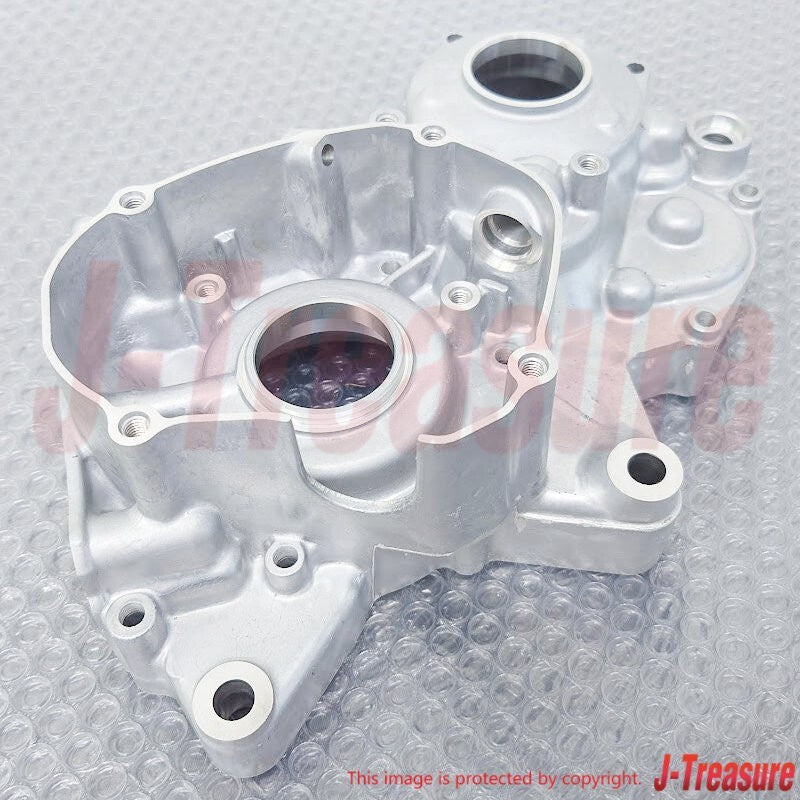 YAMAHA YZ125 2018-2022 Genuine Crankcase 1 1C3-15111-02-00 OEM