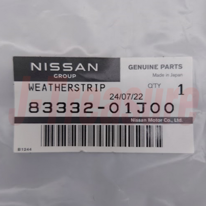 NISSAN SAFARI HARDTOP Y60 91-95 Genuine Side Window Weather Strip RH 83332-01J00