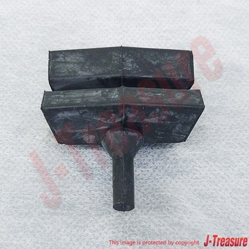 NISSAN SUNNY TRUCK DATSUN 1200 Genuine Bonnet Hood Bumper 65806H1000 x2 OEM