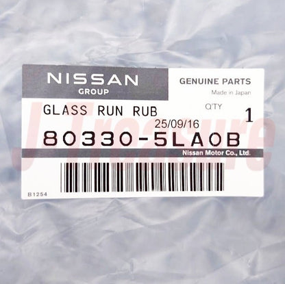 NISSAN NV200 M20 Genuine Front Door Glass Run Rubber RH 80330-5LA0B OEM