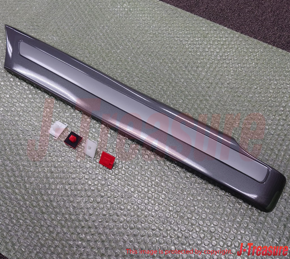 TOYOTA LAND CRUISER 98-03 Genuine MOULDING QUARTER OUTSIDE LH 75652-60170-H2