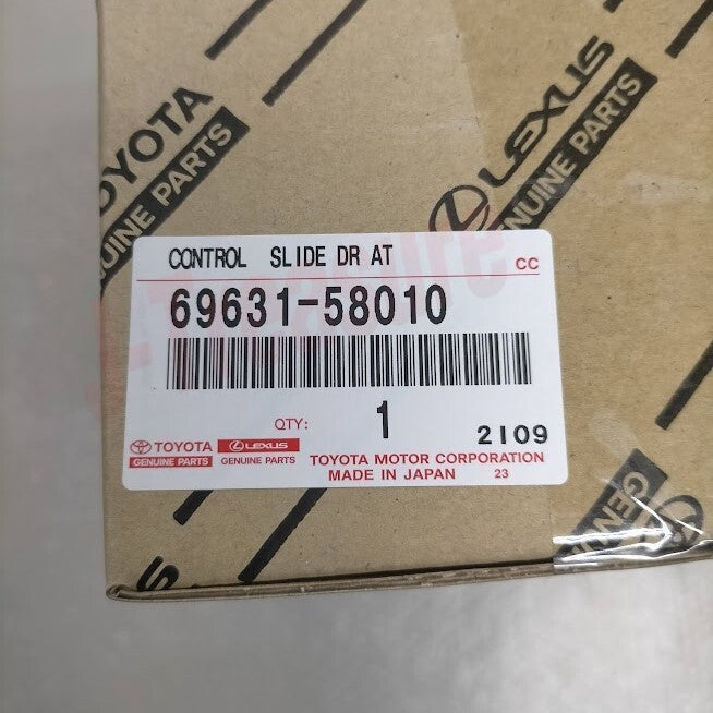 TOYOTA ALPHARD Genuine Slide Door Attachment Control Right Side 69631-58010 OEM
