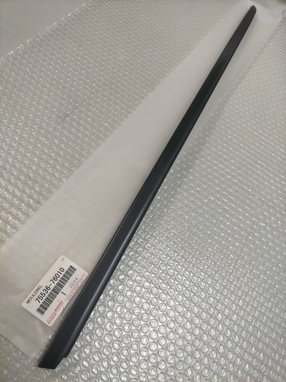 LEXUS CT200h ZWA10 11-17 Genuine Outside Windshield Moulding LH 75536-76010 OEM