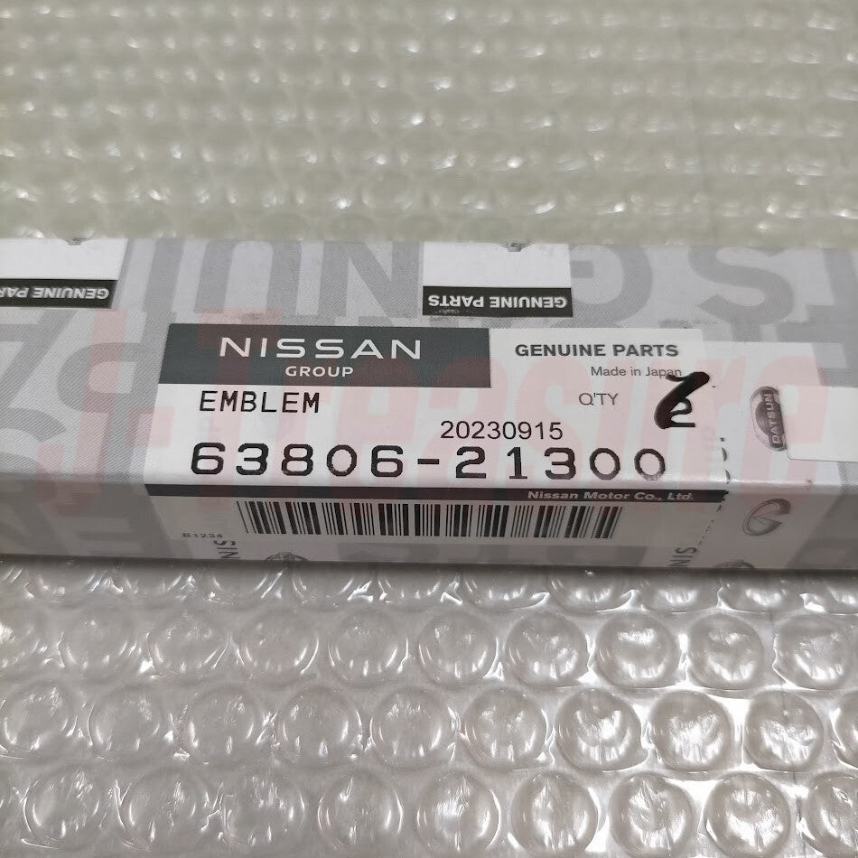 NISSAN DUTSUN 510 Genuine Front Fender Emblem RH & LH Set 63806-21300 x2 OEM