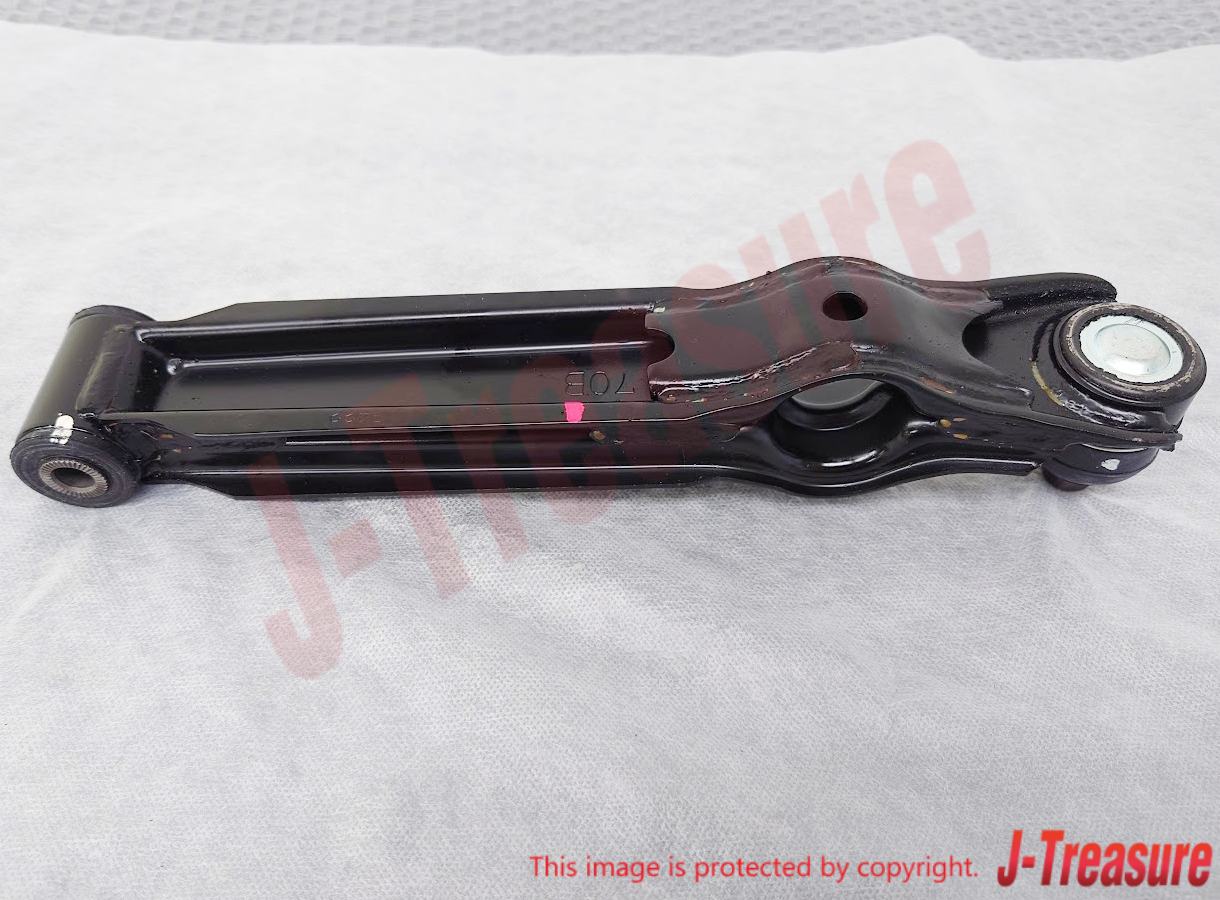 SUZUKI ALTO WORKS HA 94-98 Genuine Suspension Control Arm 45200-69DV1 x2 Set OEM