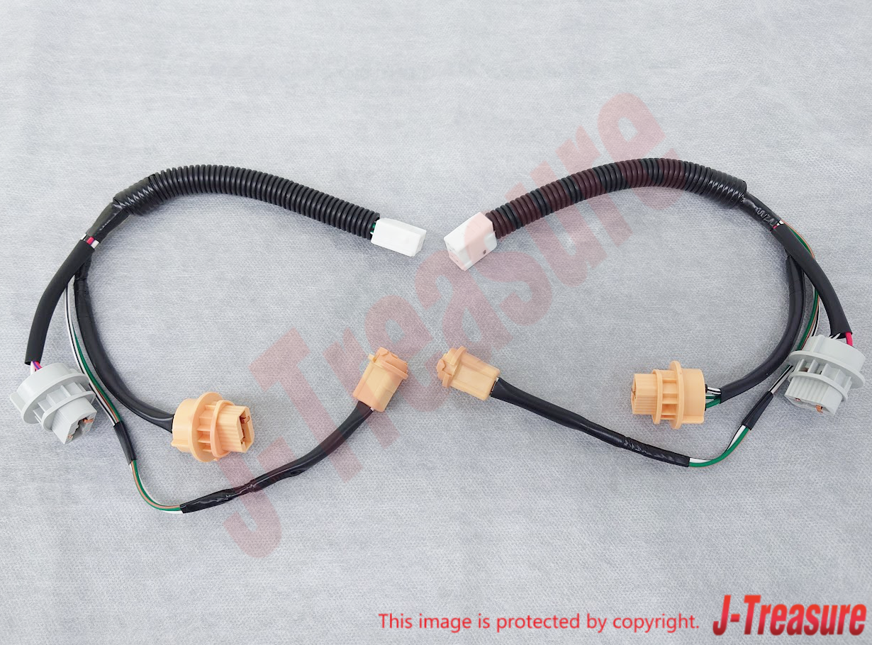 LEXUS LS430 UCF30 01-04 Genuine Rear Lamp Socket And Wire 81585-50110 R & L Set