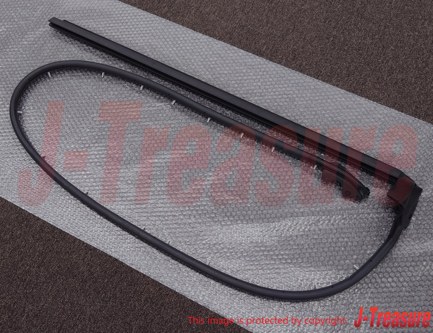 NISSAN GT-R R35 2009-2021 Genuine Front Door Weatherstrip RH 80830-62B0A OEM
