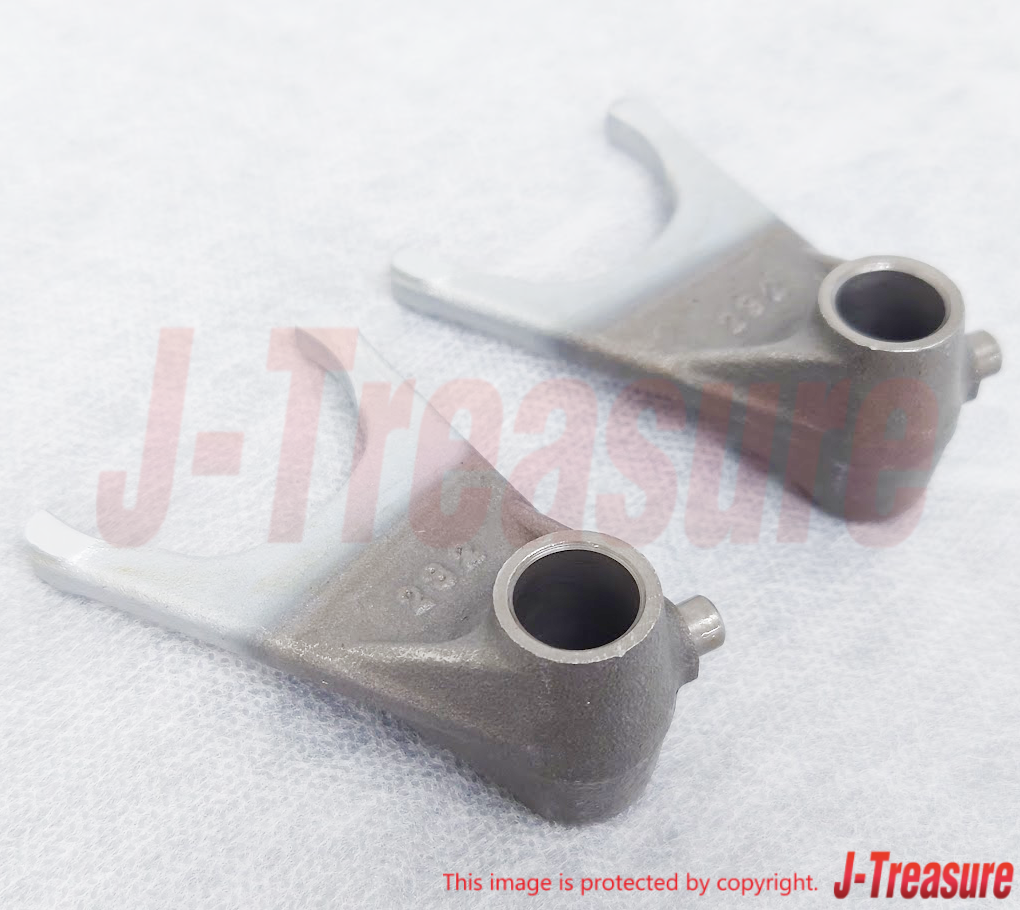 KAWASAKI NINJA ZX-6R ZX600 95-06 Genuine Output Fork Shift 13140-1232 x2 Set OEM