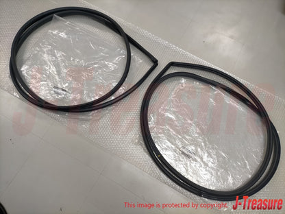 NISSAN GT-R R35 2012-2024 Genuine Front Welt Body Side Seal Right & Left Set OEM