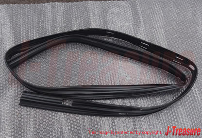 MITSUBISHI DELICA P0#W P15W P2#W Genuine Rear Door Window Glass Runchannel LH