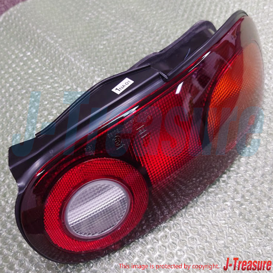 MAZDA MX-5 MIATA NA 90-97 Genuine Rear Combination Lens & Body RH NA01-51-170B