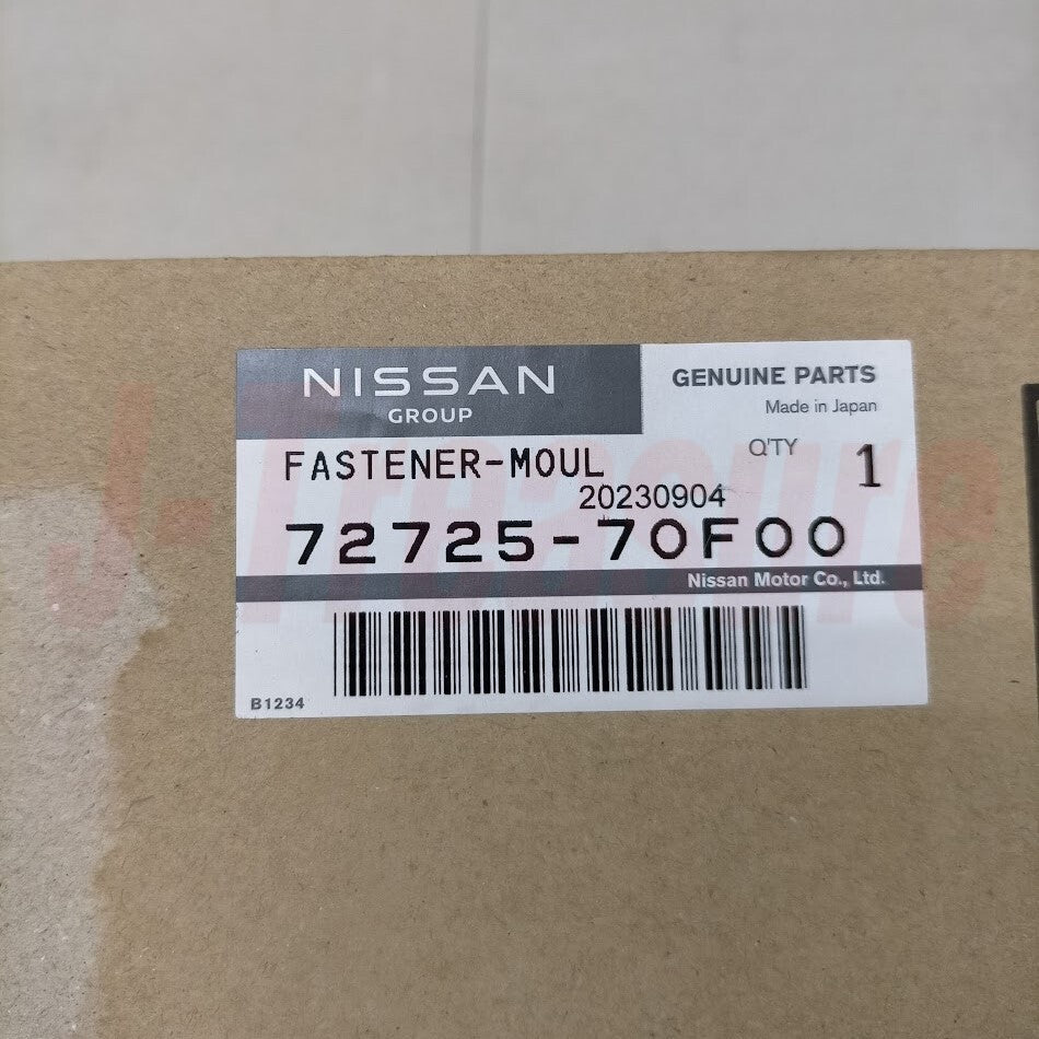 NISSAN 240SX S14 95-98 Genuine Front Windshield Molding Fastener 72725-70F00 OEM