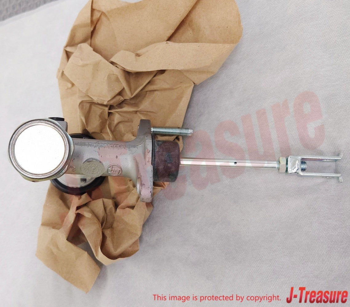 TOYOTA LAND CRUISER HDJ80 94-01 Genuine Clutch Master Cylinder 31410-60372 OEM