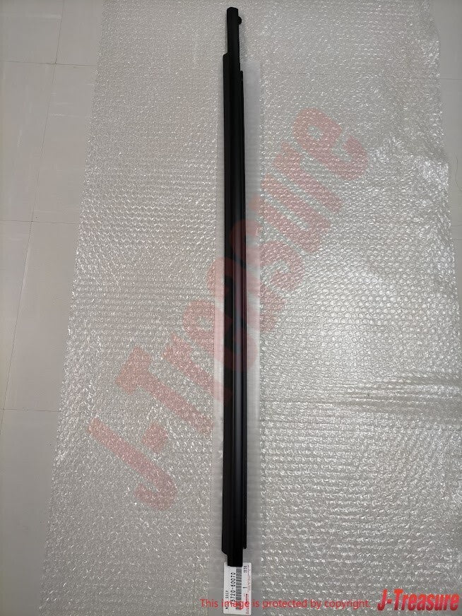 TOYOTA LAND CRUISER 08-15 Genuine Door Belt Molding Front Rear RH & LH Set OEM