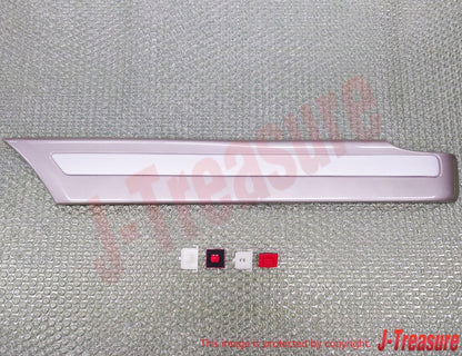 TOYOTA LAND CRUISER UZJ100 98-04 Genuine Quarter Outside Moulding RH & LH Set