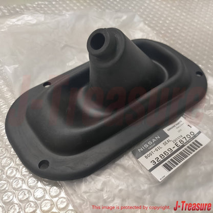 NISSAN 240Z S30Z DATSUN Fairlady Z Genuine Manual Rubber Shift Boot 32869-E8700