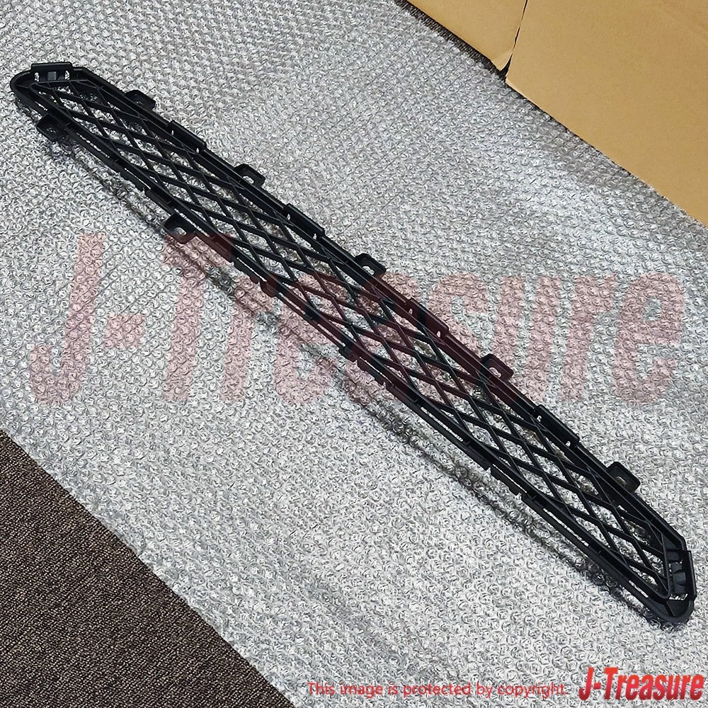 NISSAN GT-R R35 2011-2016 Genuine Front Bumper Upper Grille 62256-KB50A OEM