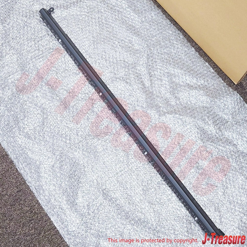 TOYOTA LAND CRUISER UZJ100 '98-07 Genuine Quarter Belt Moulding RH & LH Set OEM