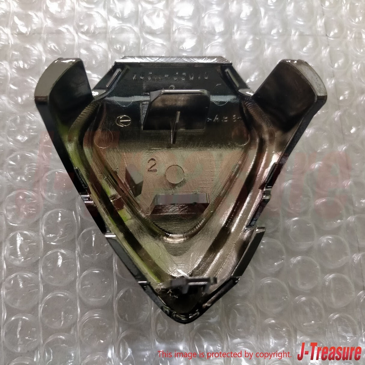 TOYOTA ALTEZZA GXE SXE Genuine Front Grill Emblem Ornament Black 75311-53020 OEM