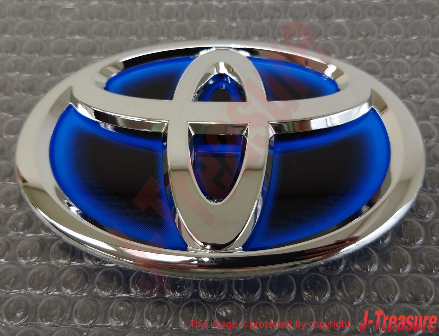 TOYOTA HIGHLANDER GVU48L 2011-2013 Genuine Front Emblem 75310-47020 OEM