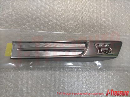 NISSAN GT-R R35 Genuine Front Side Fender Pure Emblem Silver Right Left Pair OEM