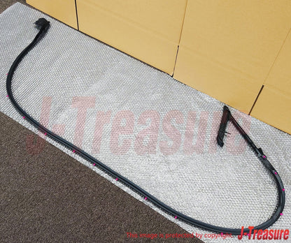 NISSAN SKYLINE GT-R BNR32 89-94 Genuine Front Door Weather Strip RH OEM RHD