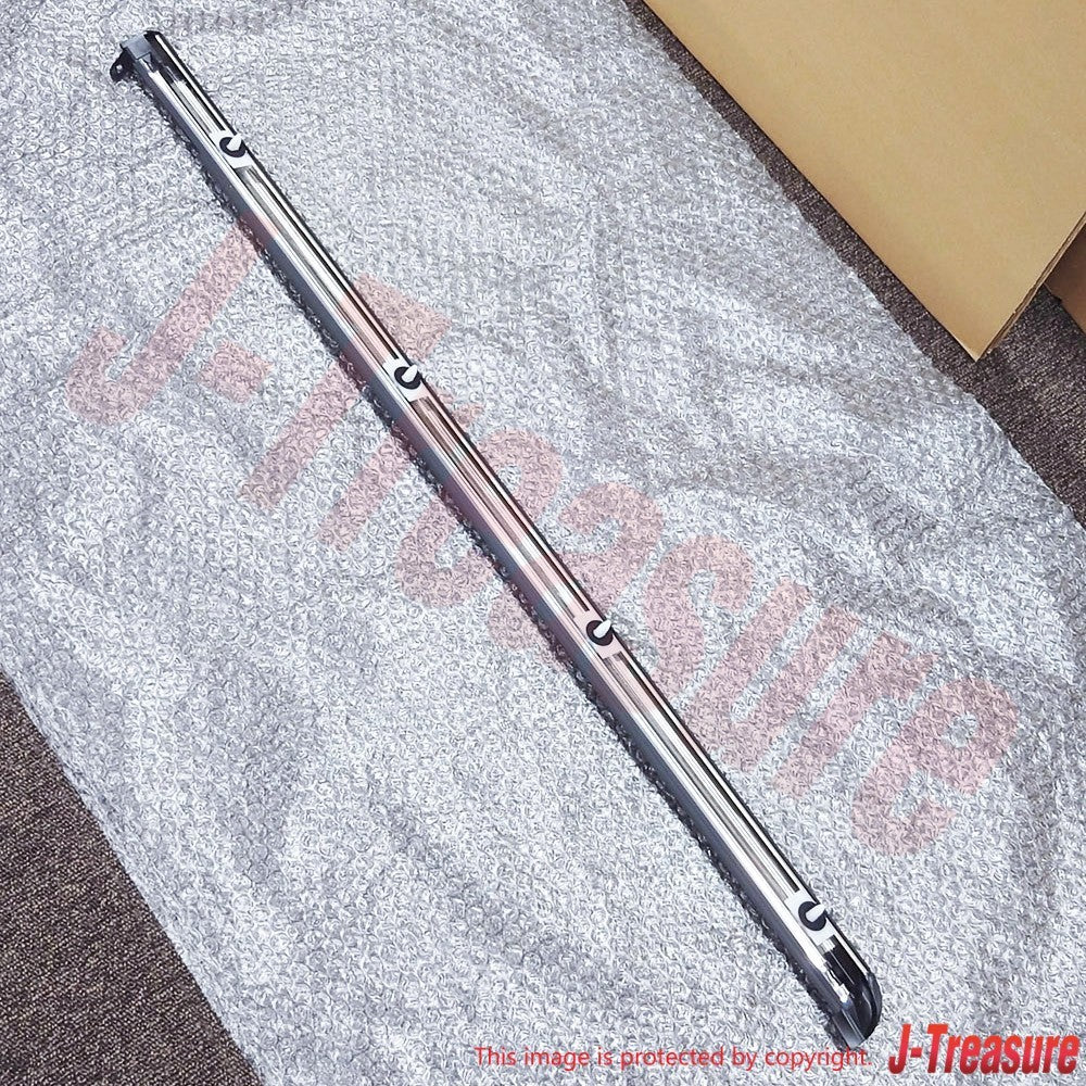 TOYOTA LAND CRUISER UZJ100 '98-07 Genuine Quarter Belt Moulding LH 75670-60040