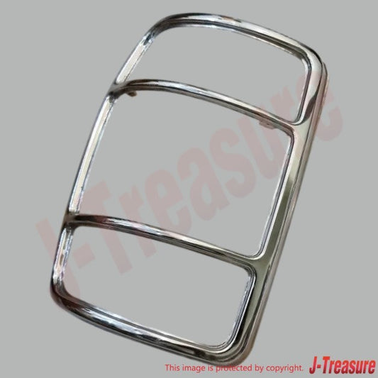 DATSUN 1200 NISSAN SUNNY TRUCK B120 Genuine Combination Lamp Rim LH 26557-G1000